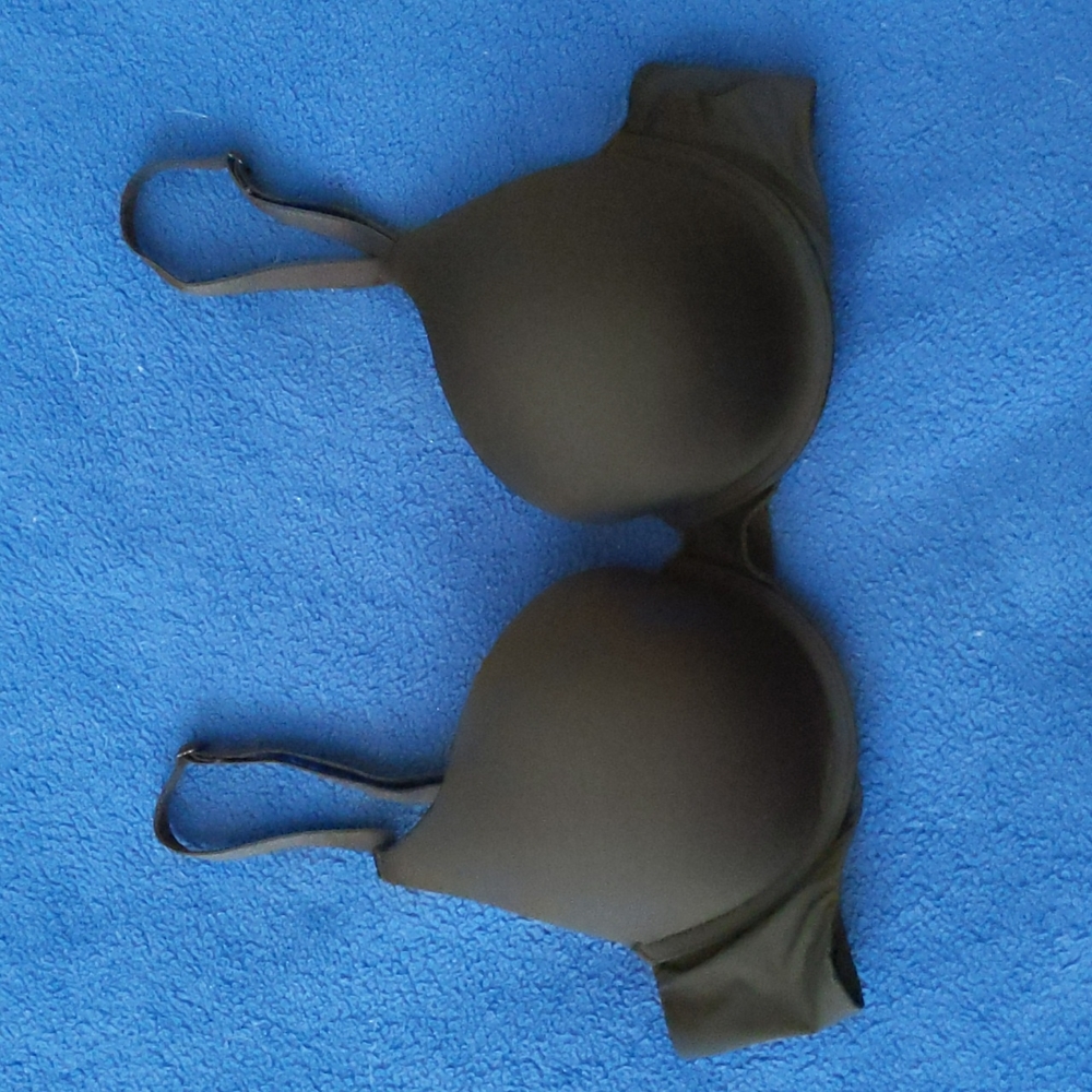 Black Victoria's Secret Perfect Shape Bra